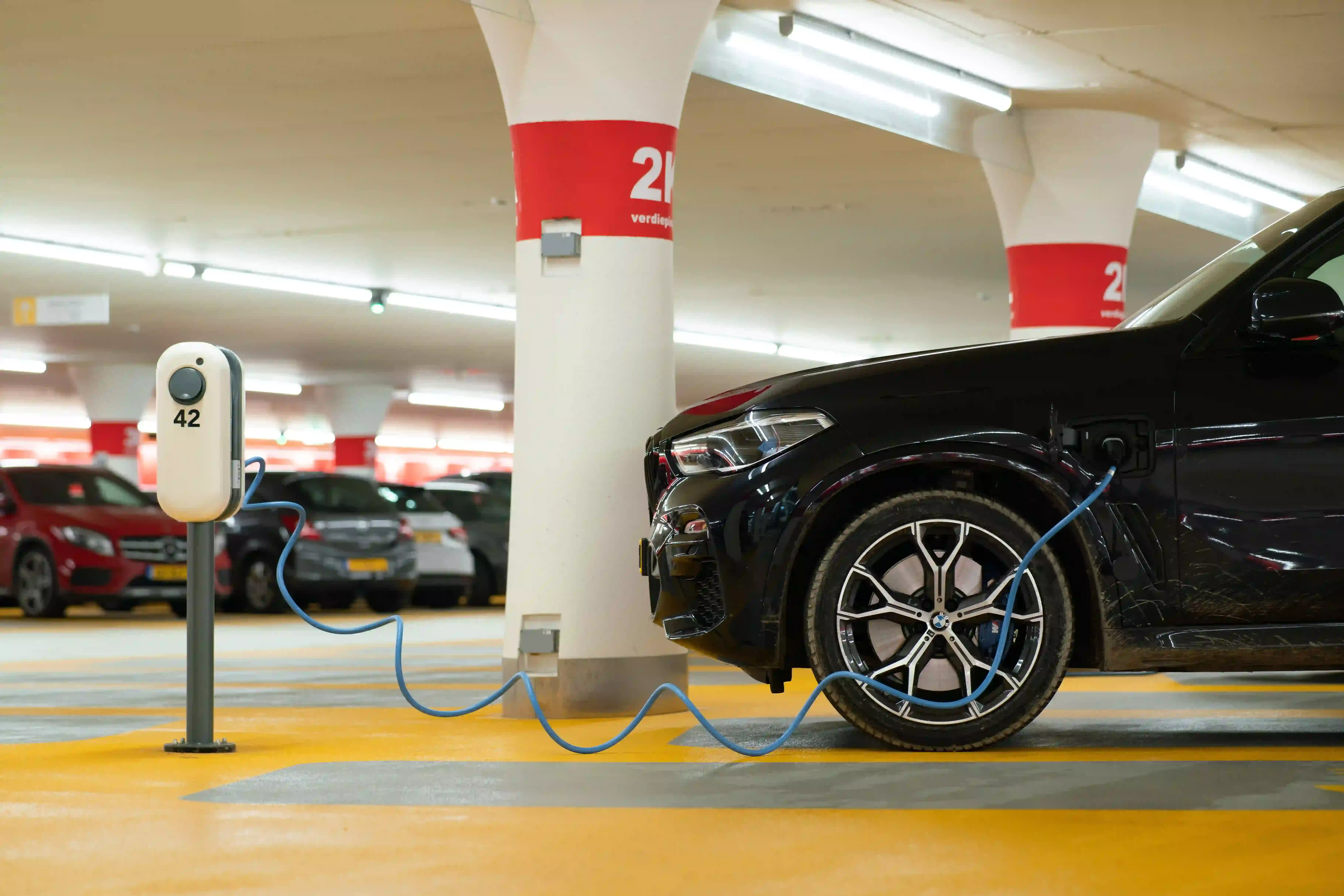 Electric Vehicle Car Rental - Deals In EVs